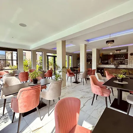 Mamaia Moments Villa, Mamaia Nord 3*