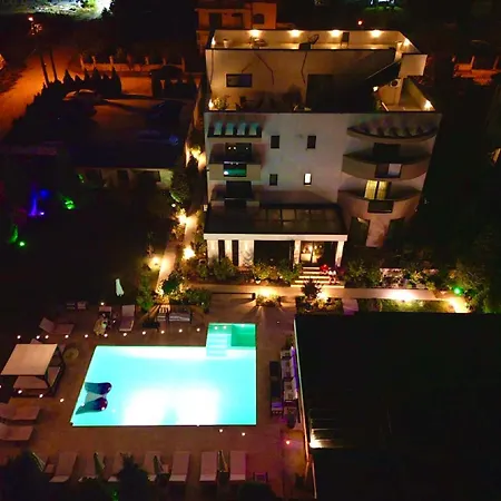 ベッド・アンド・ブレックファスト Mamaia Moments Villa, Mamaia Nord 3*