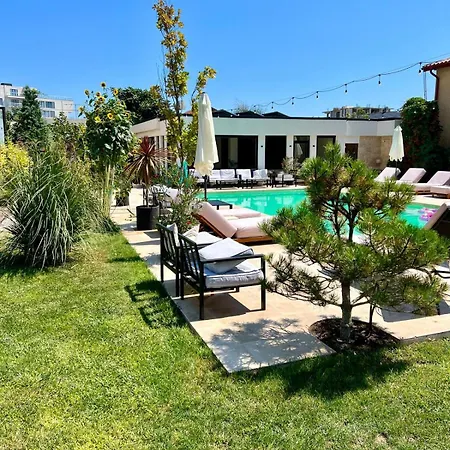 Mamaia Moments Villa, Mamaia Nord 3*