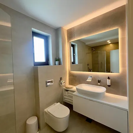 Mamaia Moments Villa, Mamaia Nord Frühstückspension 3*