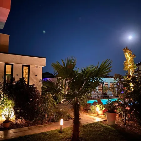 Frühstückspension Mamaia Moments Villa, Mamaia Nord