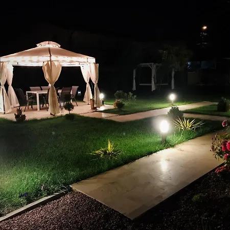 Mamaia Moments Villa, Mamaia Nord Frühstückspension